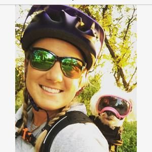 Meet your Posher, Emily